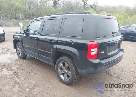 2015 Jeep Patriot High Altitude Edition z USA, uszkodzony, nr VIN 1C4NJRFB2FD106094